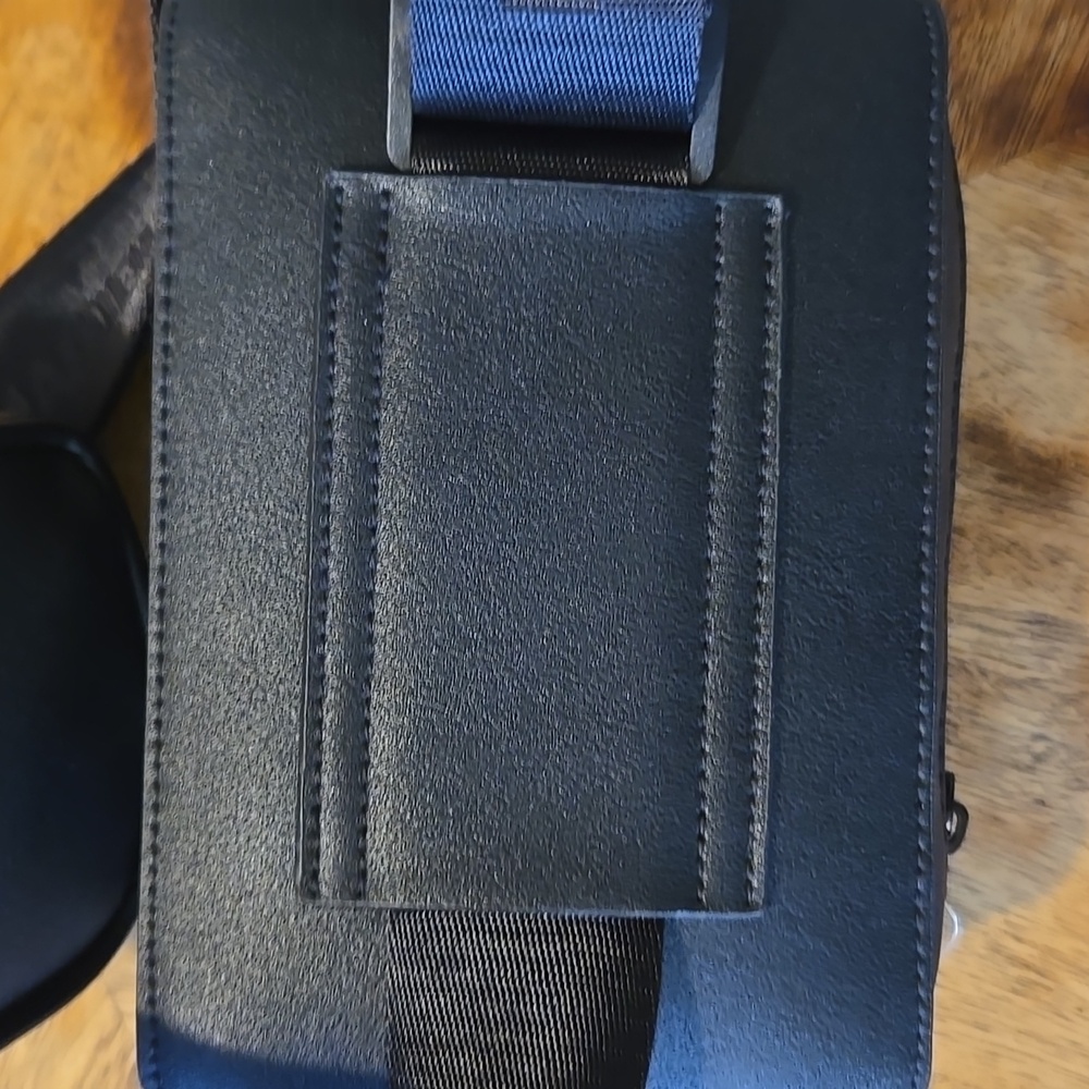 Steve Madden Waist Bag (Fanny Pack) - Picture 6 of 6